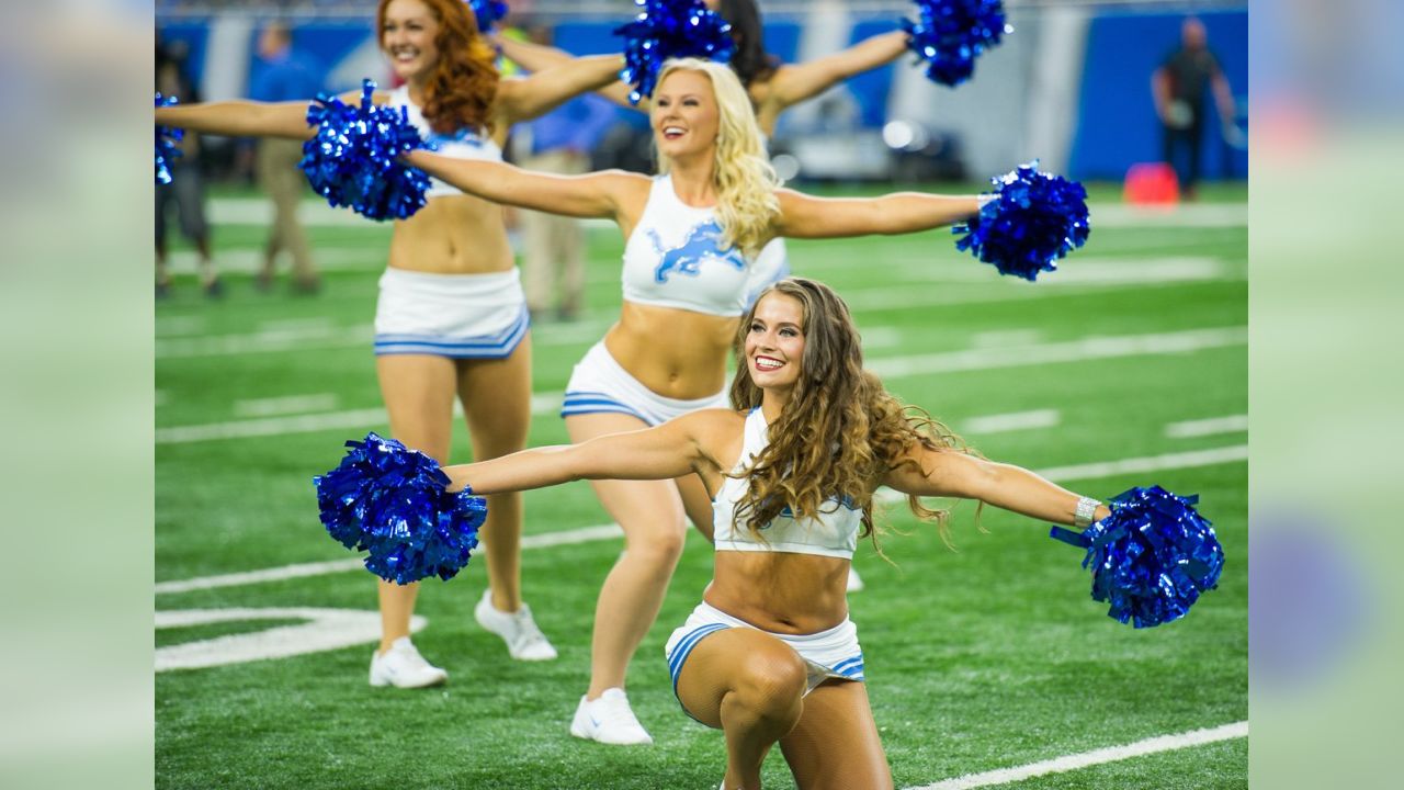 Lions vs. Falcons: Cheerleader photos