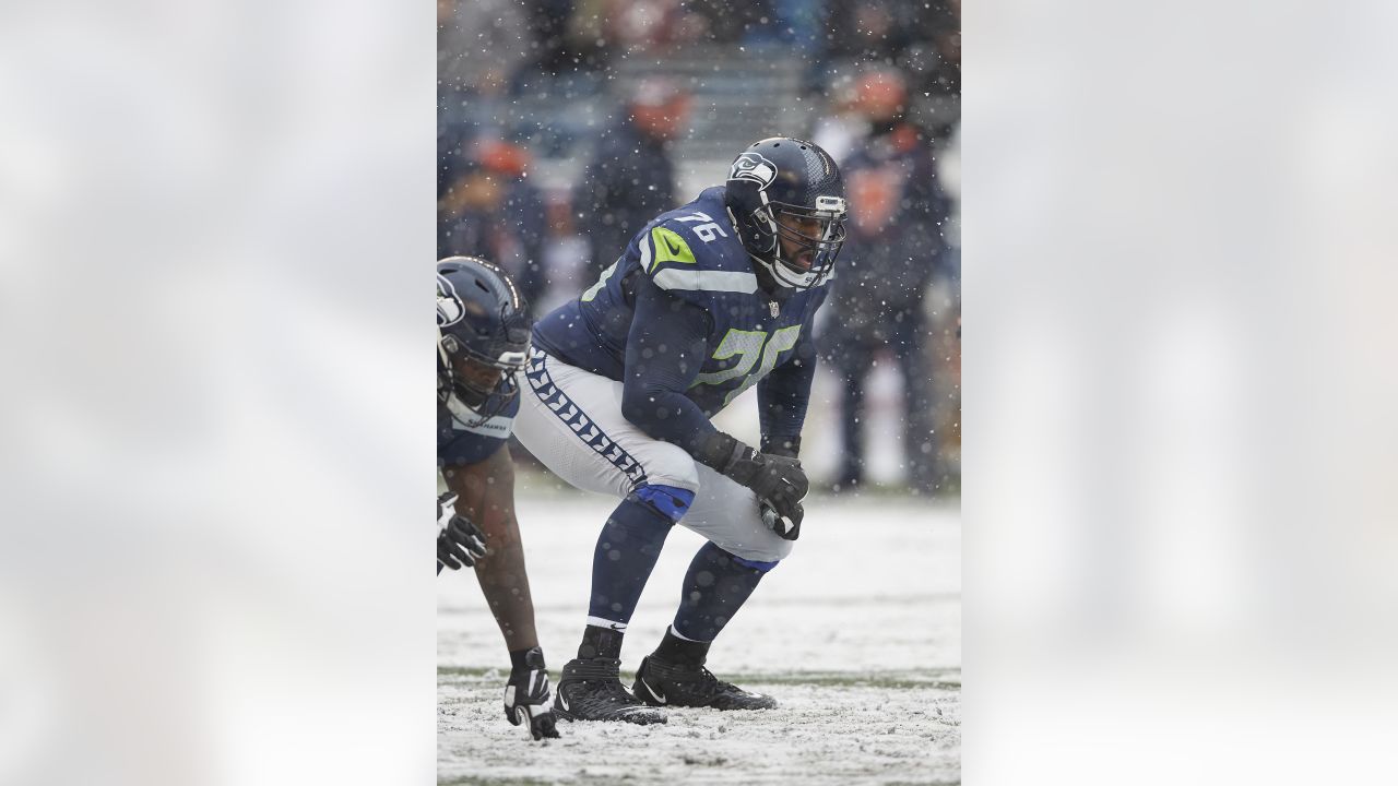 Carlos Dunlap, Like Several Seattle Seahawks, Turned Things Around in Win  Over Jacksonville Jaguars - Sports Illustrated Seattle Seahawks News,  Analysis and More