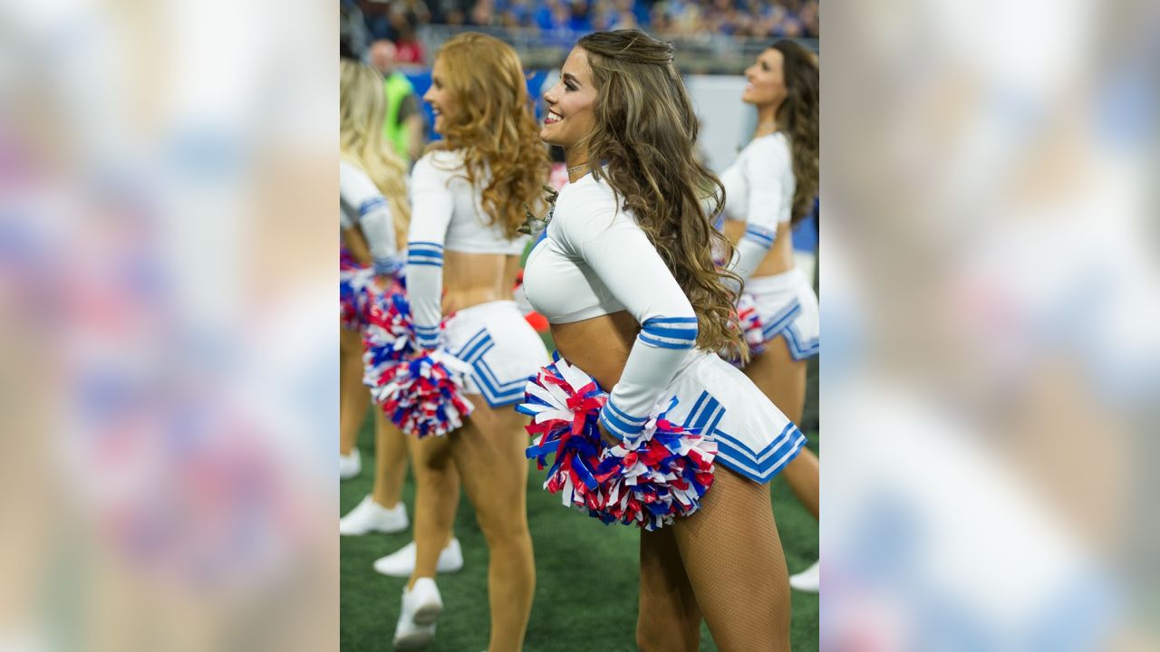 Broncos vs. Browns: Cheerleader Photos