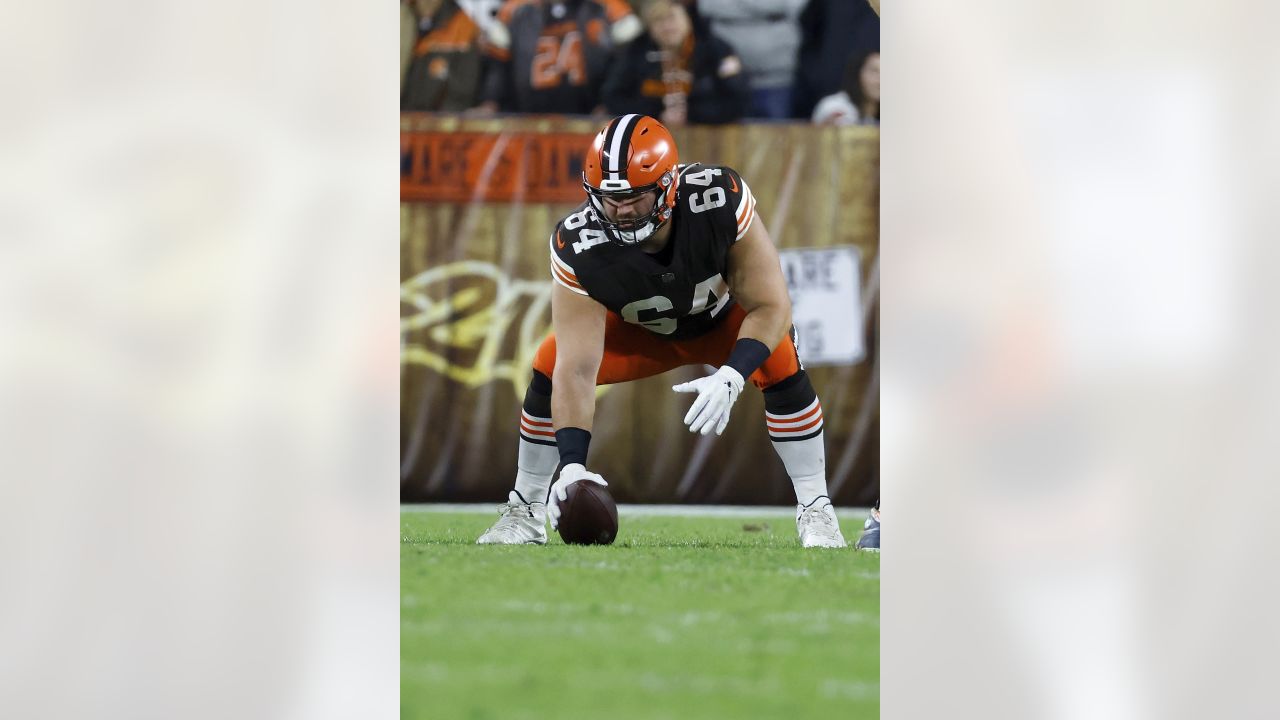 Browns coach Kevin Stefanski 'hopeful' Takk McKinley back for Week 1