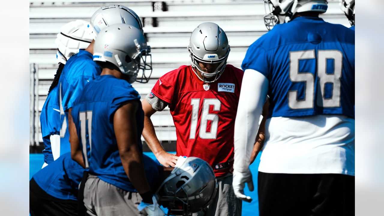 Detroit Lions Training Camp Observations Amon-Ra St. Brown Fight - Sports  Illustrated Detroit Lions News, Analysis and More