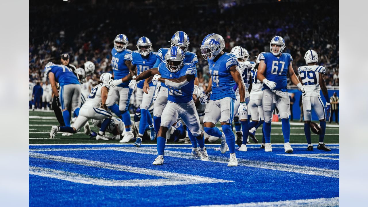 KANSAS CITY, MO - SEPTEMBER 07: Detroit Lions defensive end Levi