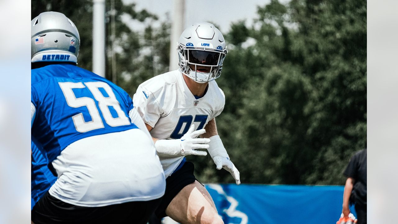 Detroit Lions waive 5 players ahead of rookie minicamp 