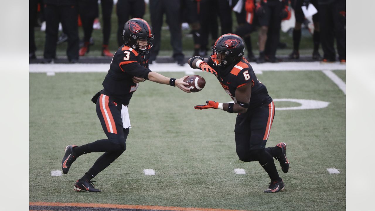 Jermar Jefferson - Football - Oregon State University Athletics