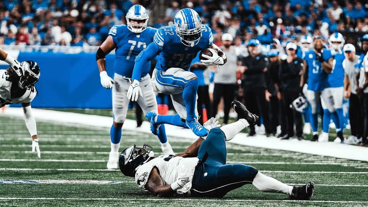 FOXBOROUGH, MA - OCTOBER 09: Detroit Lions running back Justin Jackson (42)  in action during a NFL game between Detroit Lions and New England Patriots  on October 9, 2022, at Gillette Stadium