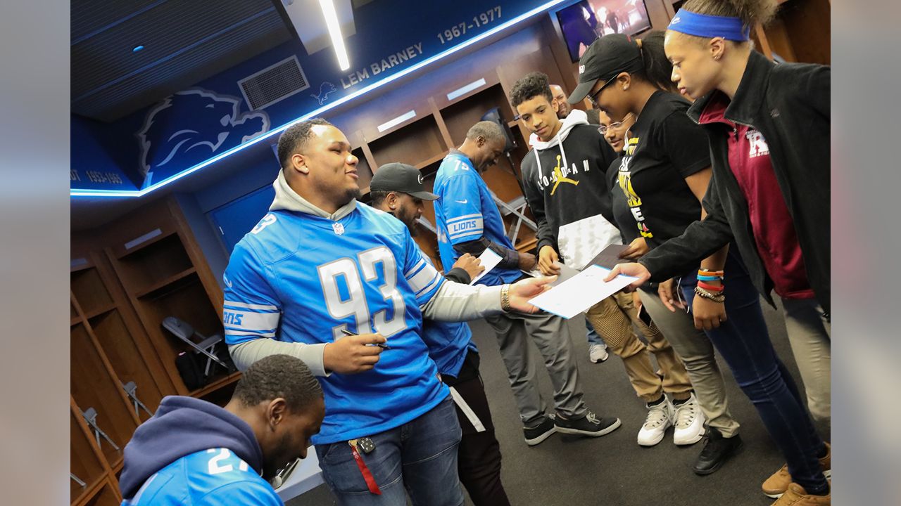 Detroit Lions host 2019 DPS pizza party at Ford Field