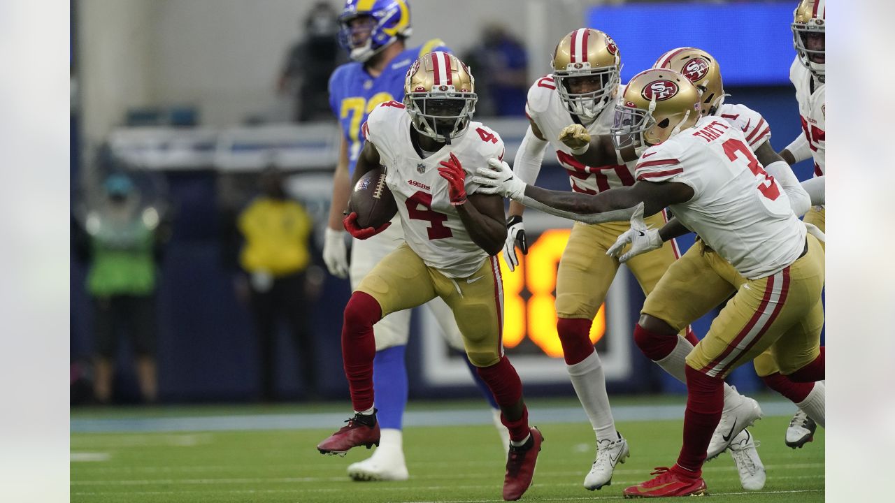 Cornerback (4) Emmanuel Moseley of the San Francisco 49ers warms