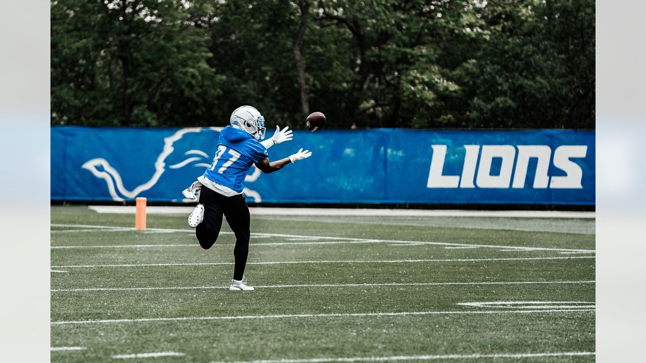 : Nike Aidan Hutchinson Detroit Lions NFL Men's Blue Home  On-Field Game Day Jersey : Sports & Outdoors