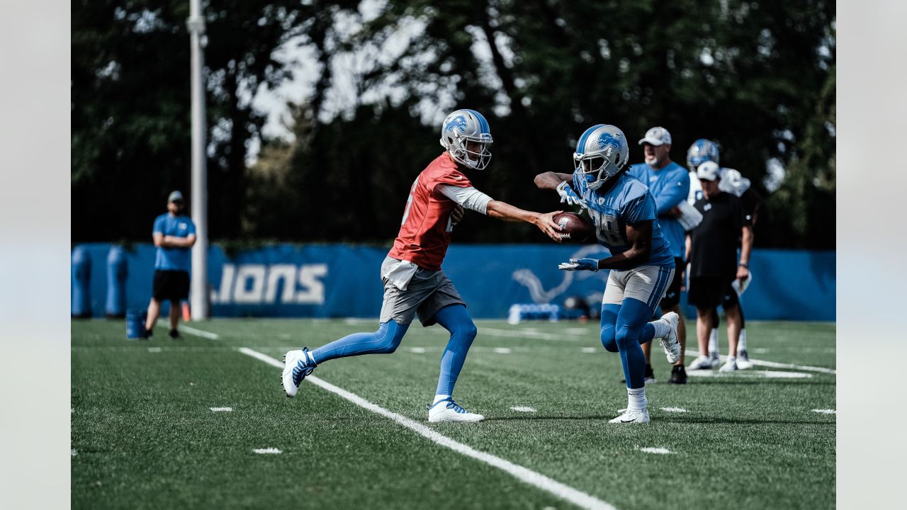 Lions backup QB Boyle needs surgery on broken right thumb