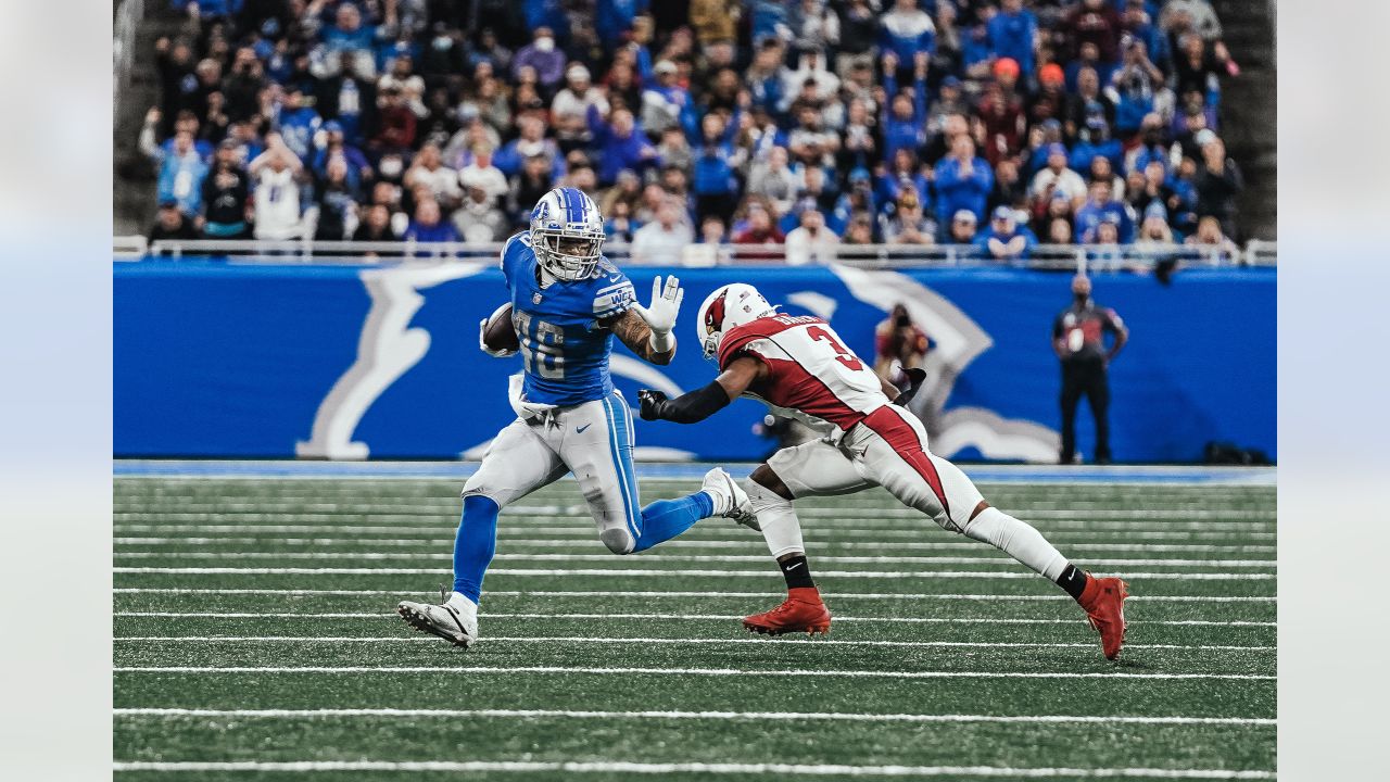 Detroit Lions running back Craig Reynolds (46) rushes against the