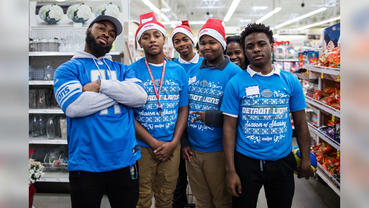 DLA students Shop with a Lion at Meijer, lion, Detroit Lions, shopping, The Lions took Detroit Lions Academy students Christmas shopping for our  annual Shop with a Lion at Meijer.