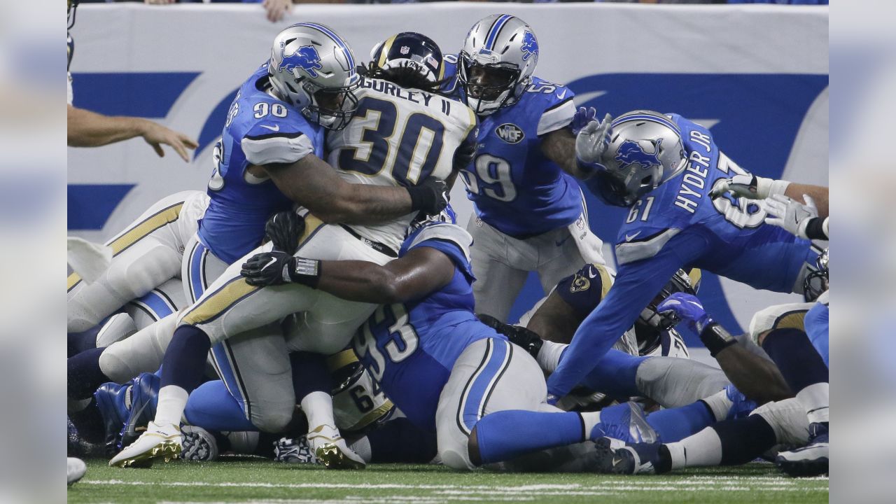 TBT: Lions vs. Rams