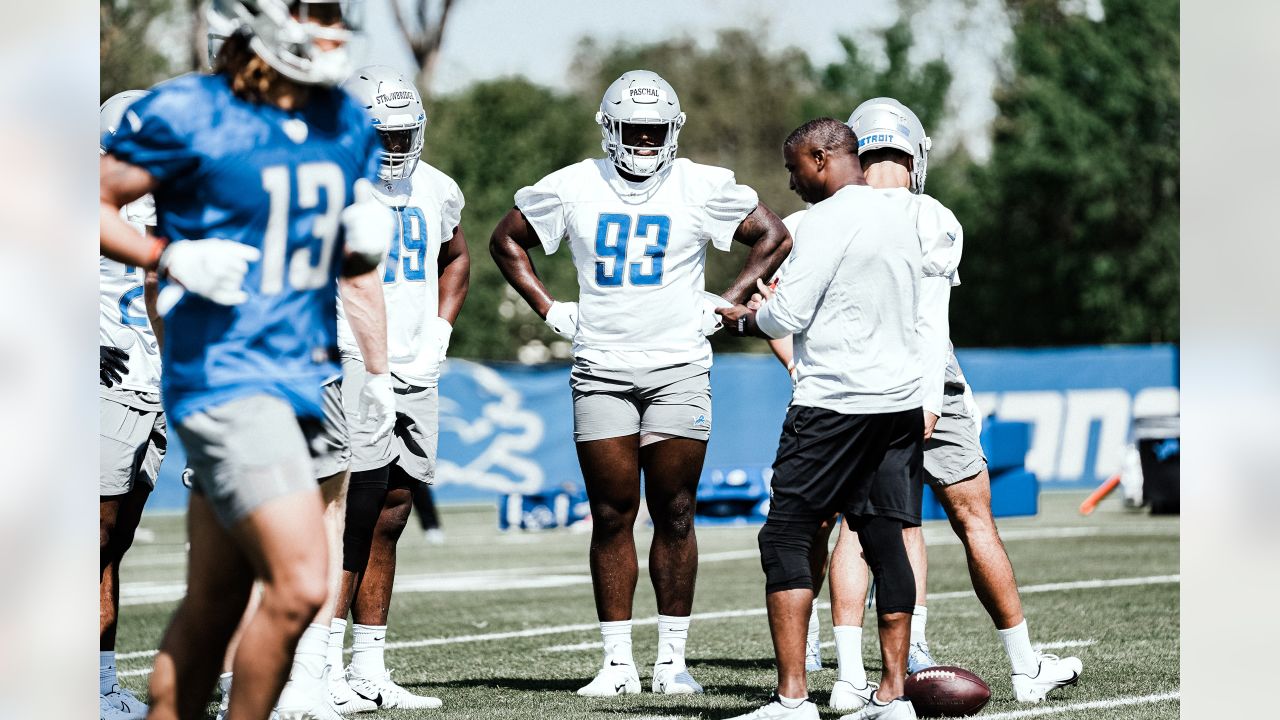 NFL executive seems to think Josh Paschal makes Lions defense 'slower'