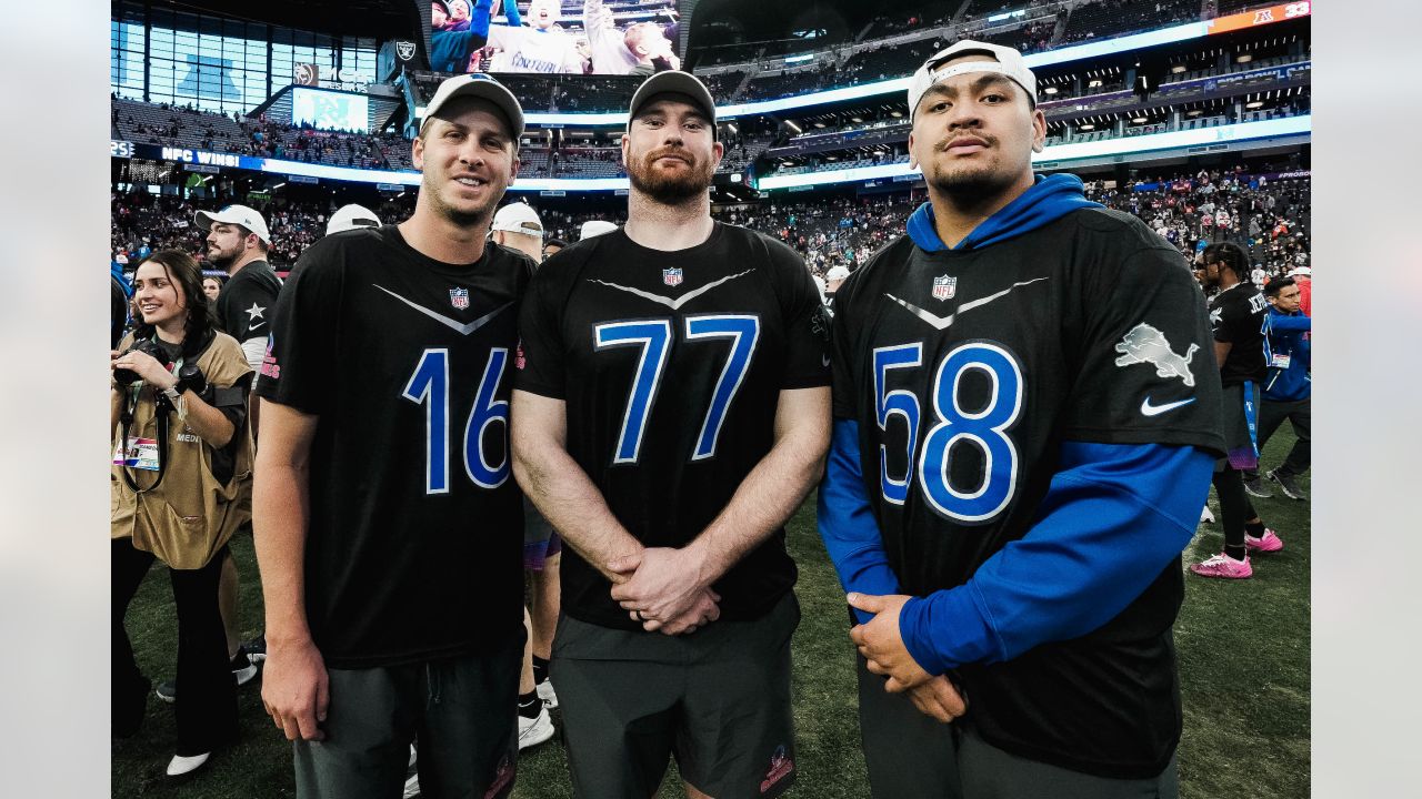 Detroit Lions on X: How about some wallpapers featuring our 2023 #Lions  Pro Bowlers?  / X