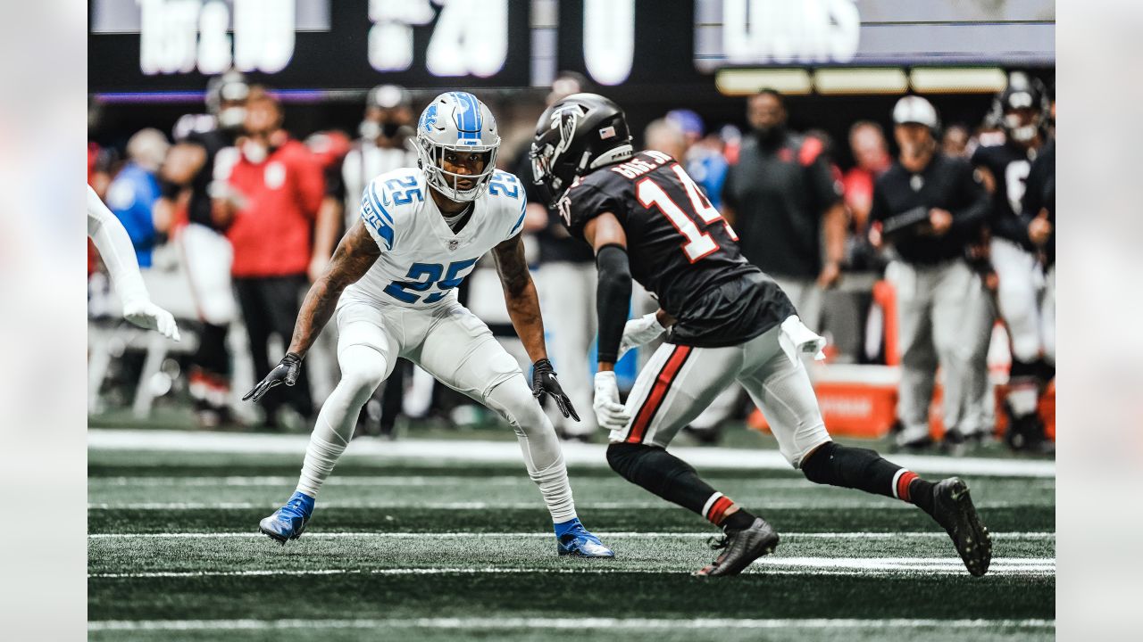 Detroit Lions free safety Tracy Walker III (21) plays against the  Pittsburgh Steelers during an NFL football game, Sunday, Nov. 14, 2021, in  Pittsburgh. (AP Photo/Justin Berl Stock Photo - Alamy