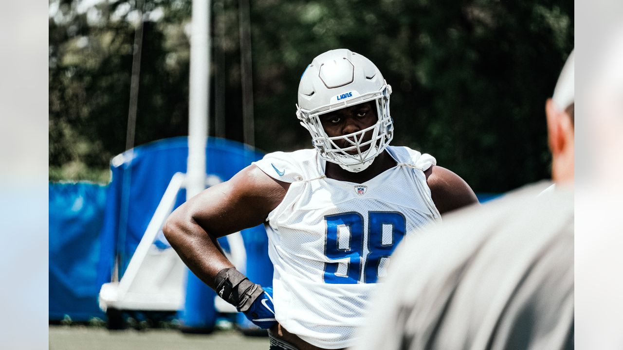 GET TO KNOW: Detroit Lions defensive lineman Brodric Martin