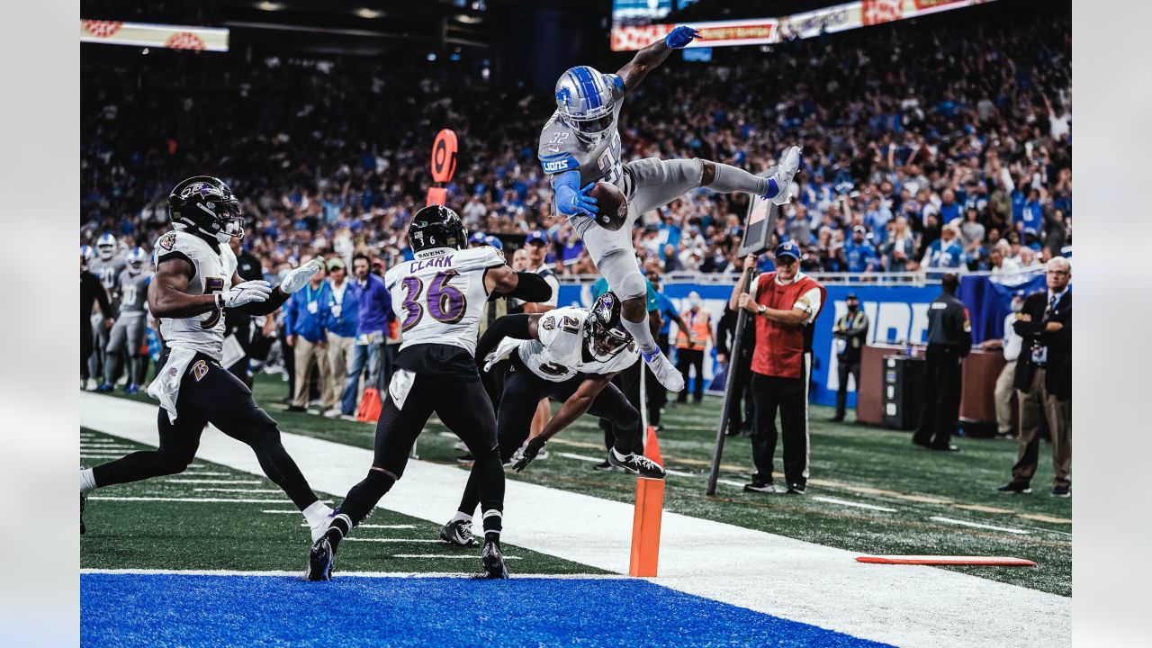 DETROIT, MI - SEPTEMBER 26: Detroit Lions running back Jamaal Williams (30)  celebrates after a fourth quarter touchdown during NFL game between  Baltimore Ravens and Detroit Lions on September 26, 2021 at