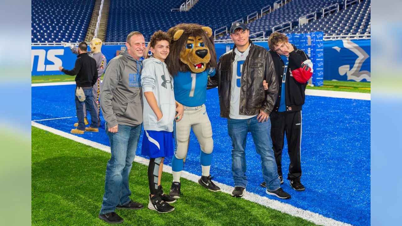 Detroit Lions host Military Family Night