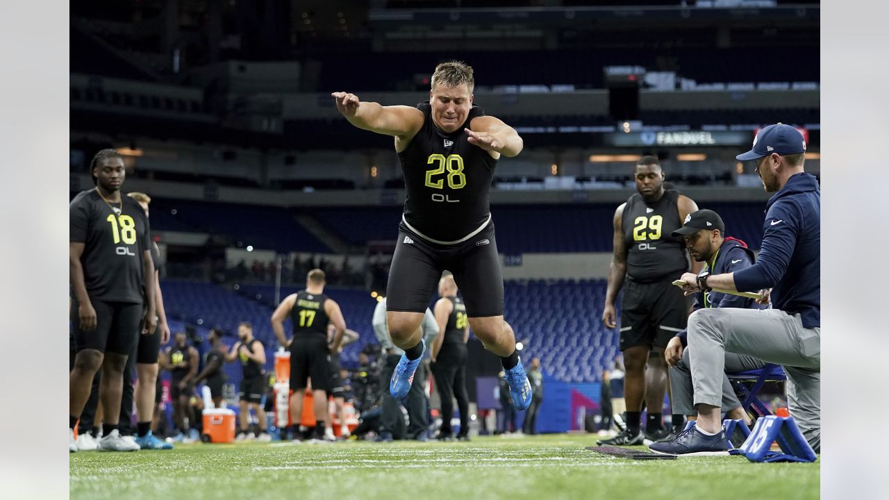 Watch NFL combine 2023 workouts live for free: Offensive linemen, running  backs (3/5/23) 