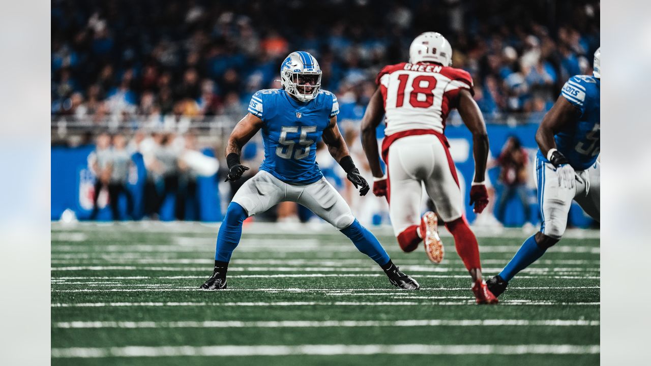 Detroit Lions re-sign restricted free agent linebacker Josh Woods