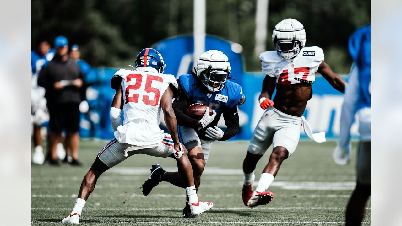 Fantasy Alert: Lions' Jahmyr Gibbs Being Used at WR During Scrimmages at  OTAs, News, Scores, Highlights, Stats, and Rumors