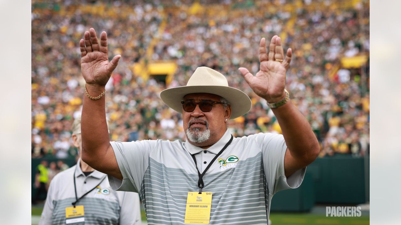 Photos: Packers alumni honored at Lambeau Field