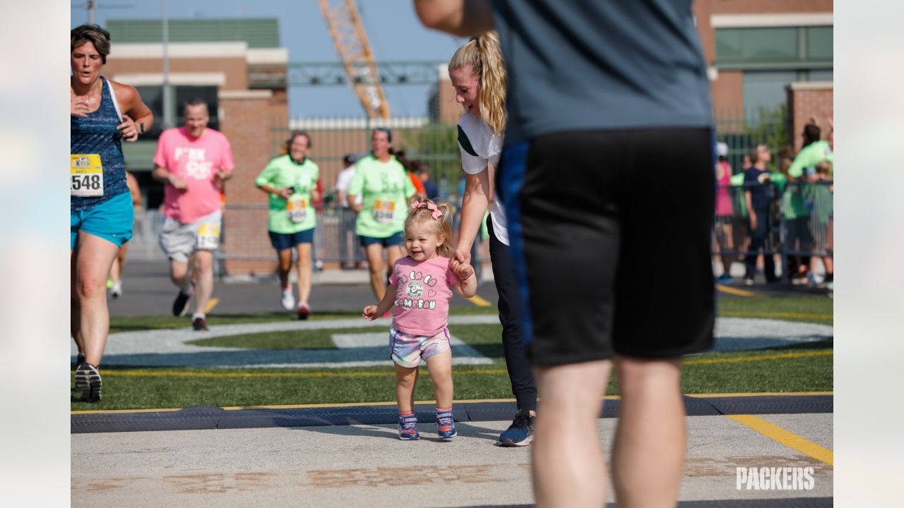 Photos: Packers host 14th-annual 5K Run/Walk at Lambeau Field