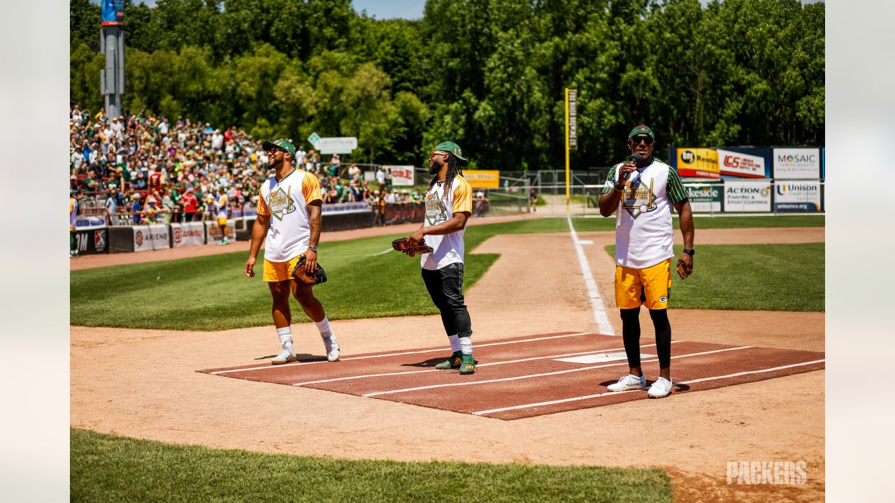 Donald Driver hosts third annual charity softball game, raises