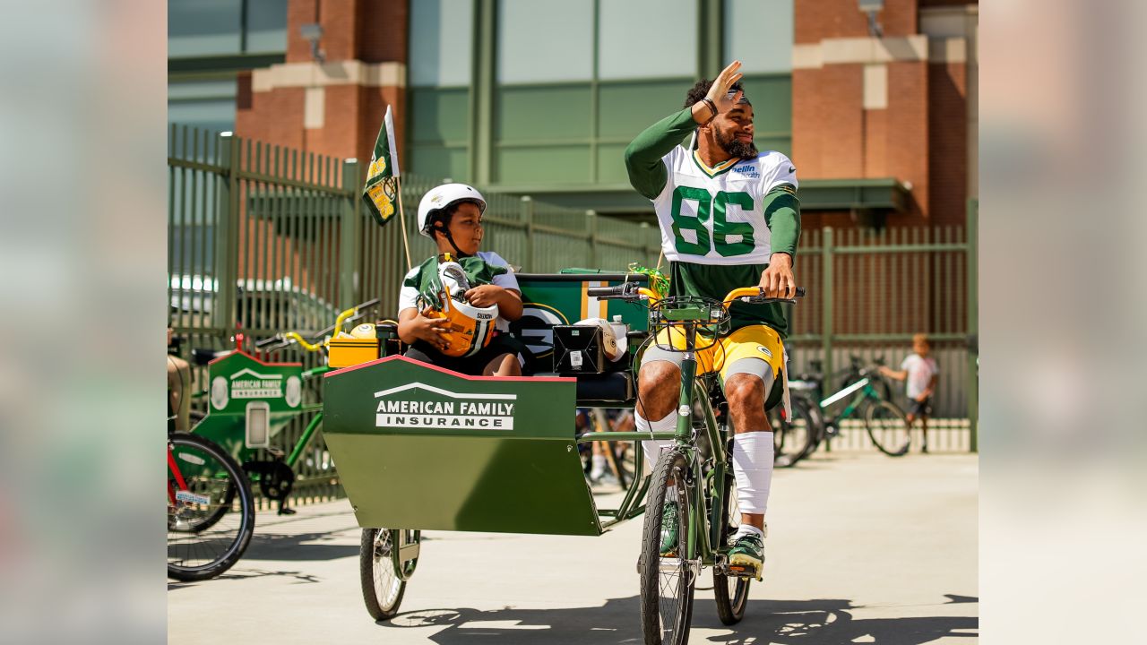 Green Bay Packers Reggie White during training camp at St, Norbert