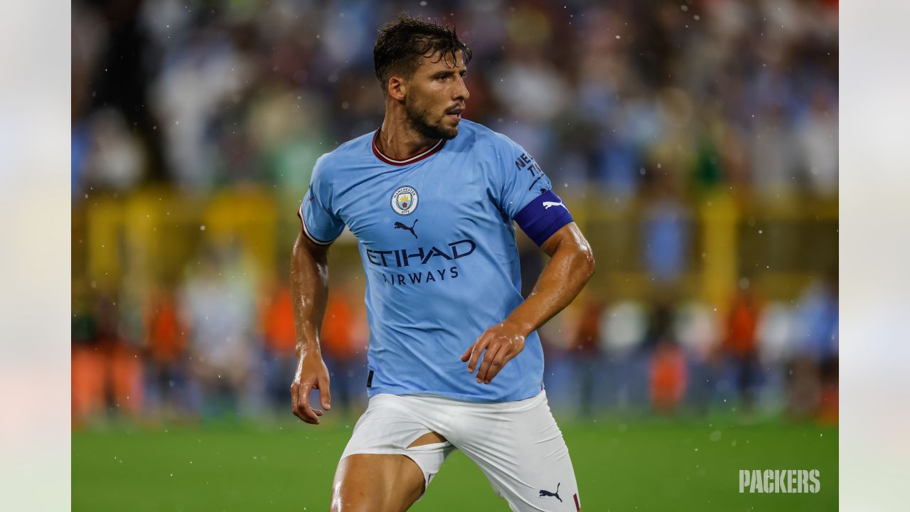 Photos: Lambeau Field hosts first-ever soccer match between FC Bayern  Munich & Manchester City