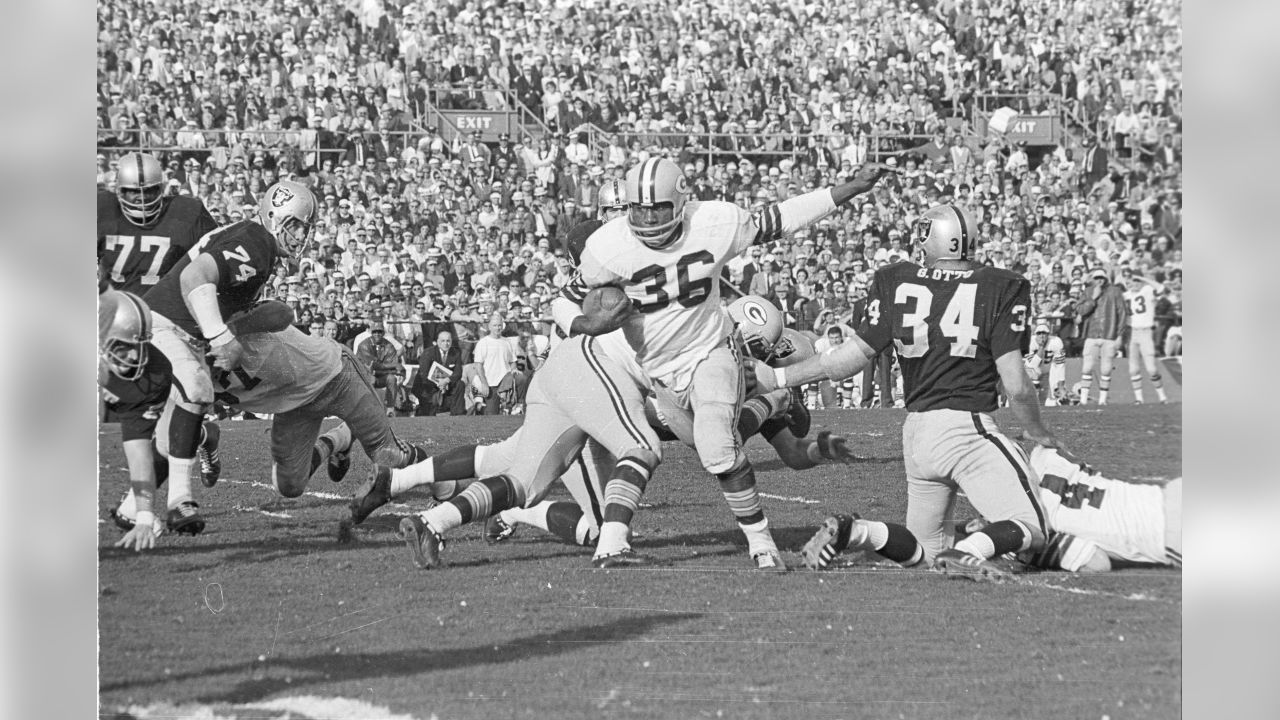 Super Bowl II: How Packers handily defeated Raiders - Sports Illustrated  Vault