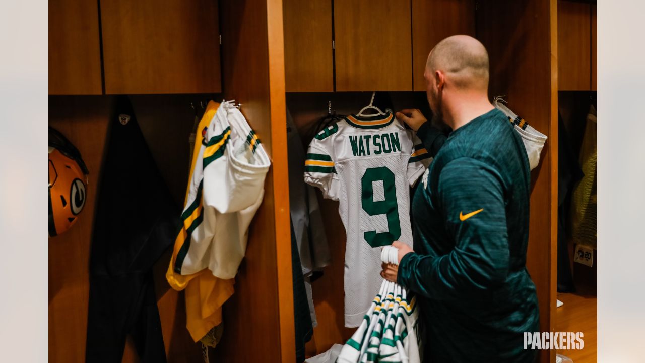 Behind the scenes: Packers' white-out uniforms ready for Titans game