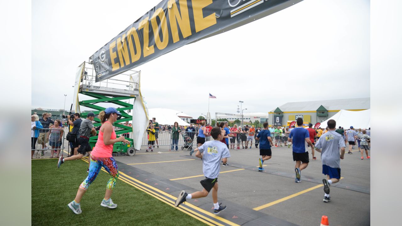 Photos: Packers host 14th-annual 5K Run/Walk at Lambeau Field