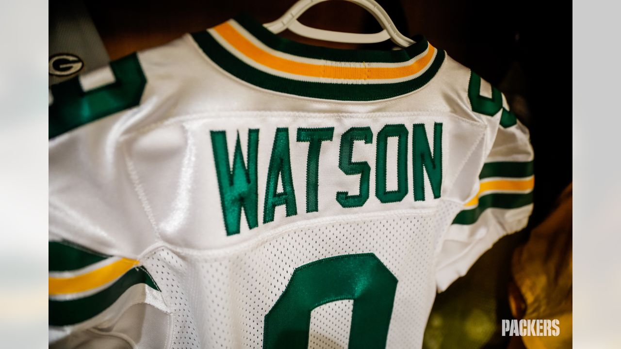 Behind the scenes: Packers' white-out uniforms ready for Titans game