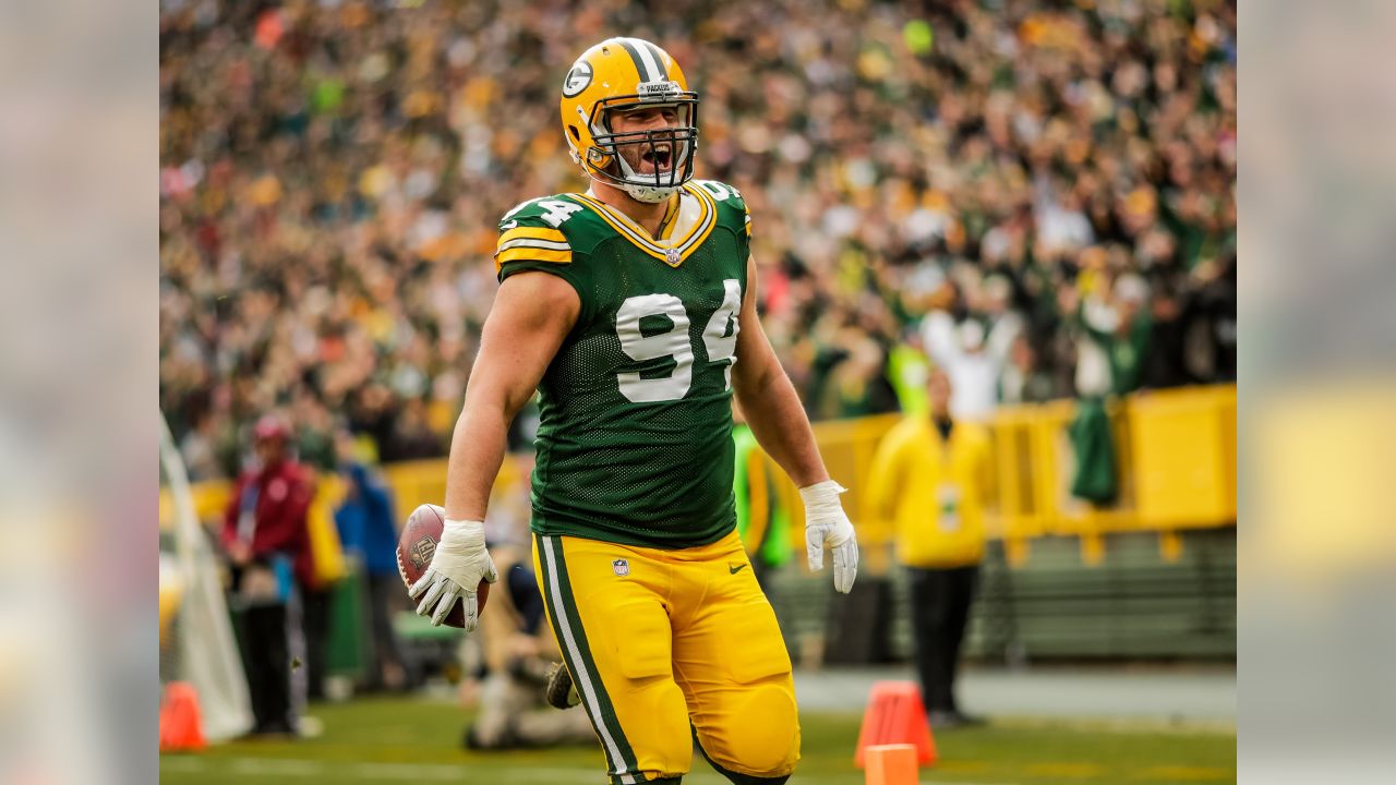 Green Bay Packers - Wishing Dean Lowry a happy birthday! 