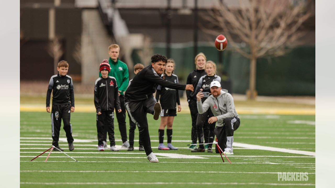 Packers welcome soccer match between FC Bayern Munich & Manchester