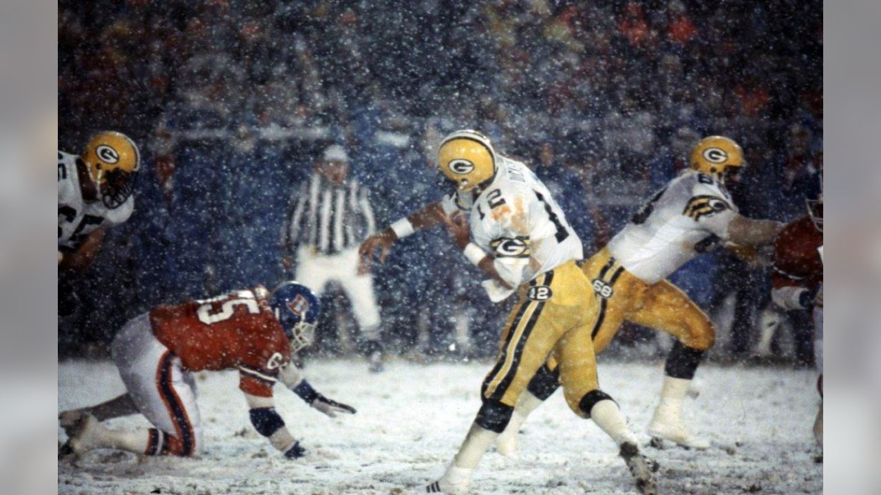 April 2, 1976: Packers Acquire Lynn Dickey in Trade