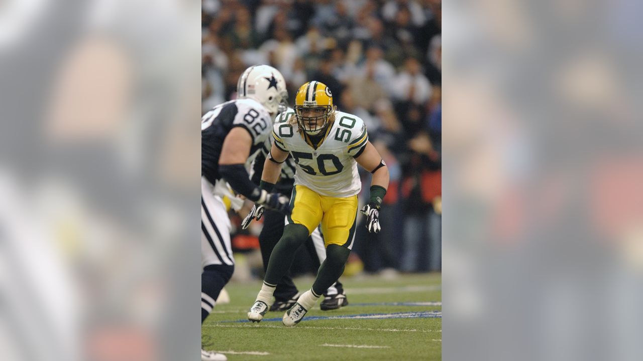 Veteran linebacker A.J. Hawk retires with Green Bay Packers - ESPN