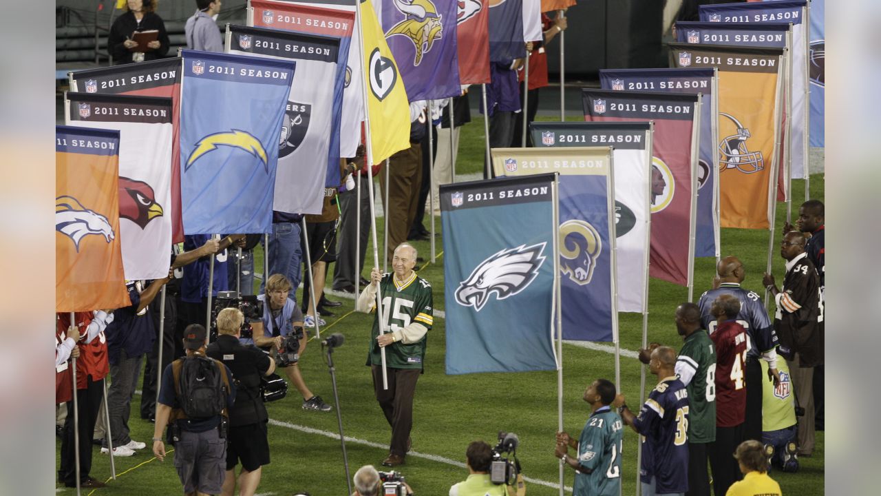 Bart Starr, Green Bay Packers Quarterback And 'Ice Bowl' Hero, Dies At 85 :  NPR