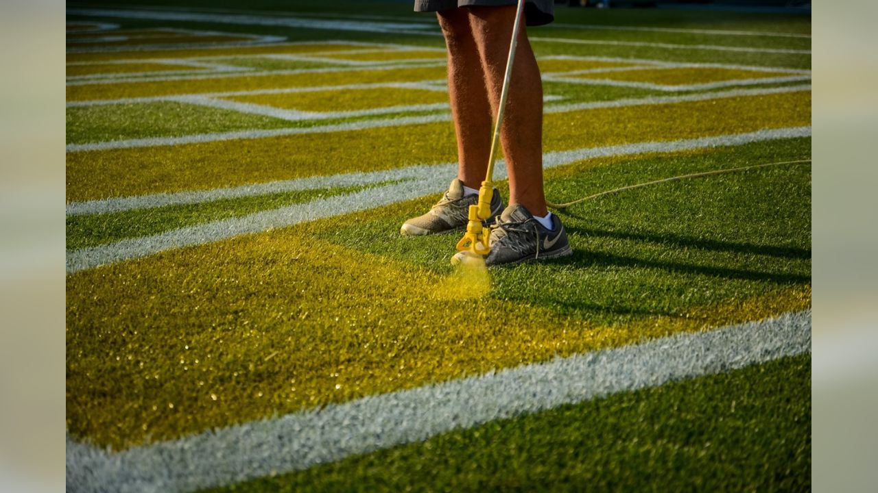 Field gets fresh coat of paint for Sunday