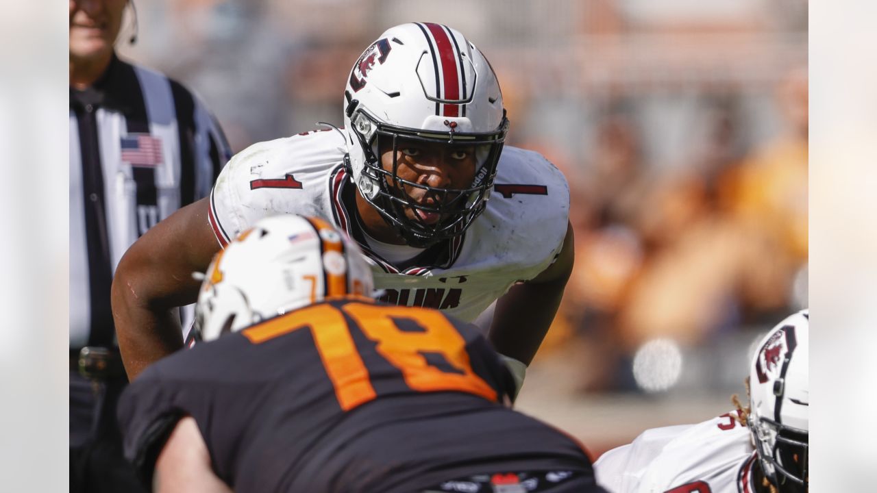 Green Bay Packers select South Carolina EDGE Kingsley Enagbare with No. 179  pick in 2022 draft