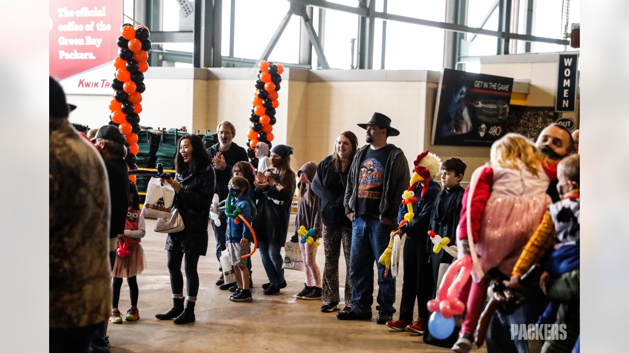 Packers host Spooktacular Express