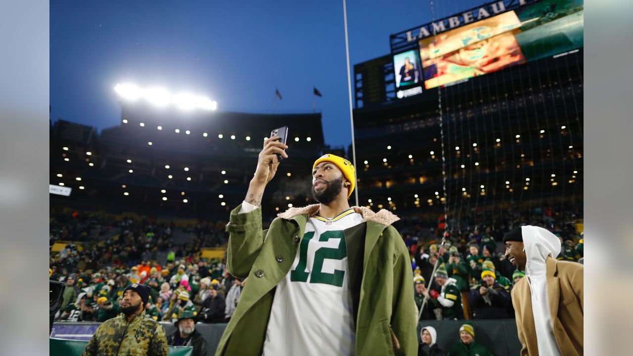 Lil Wayne partied at Lambeau Field for the Green Bay Packers' playoff win  against the Los Angeles Rams