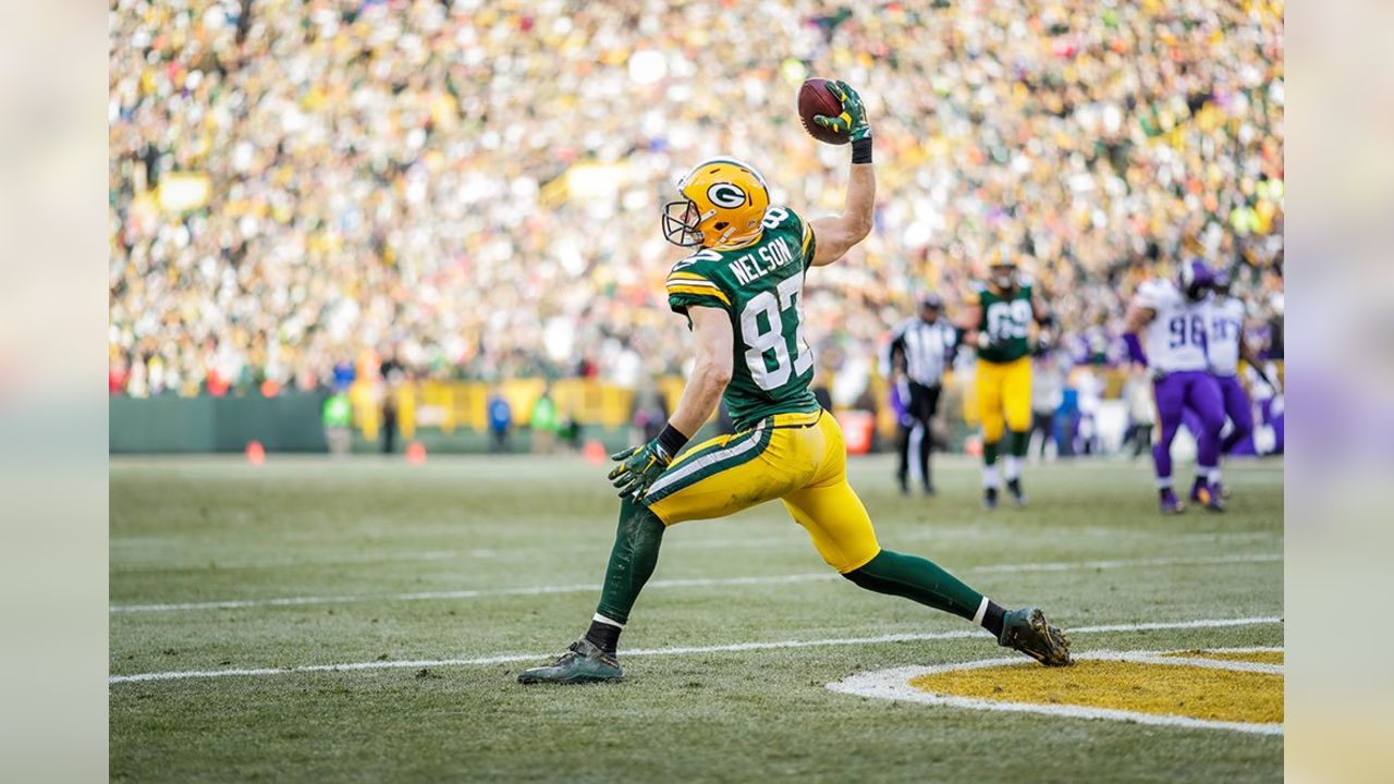 Rodgers-to-Nelson: Packers' prolific duo is on a roll