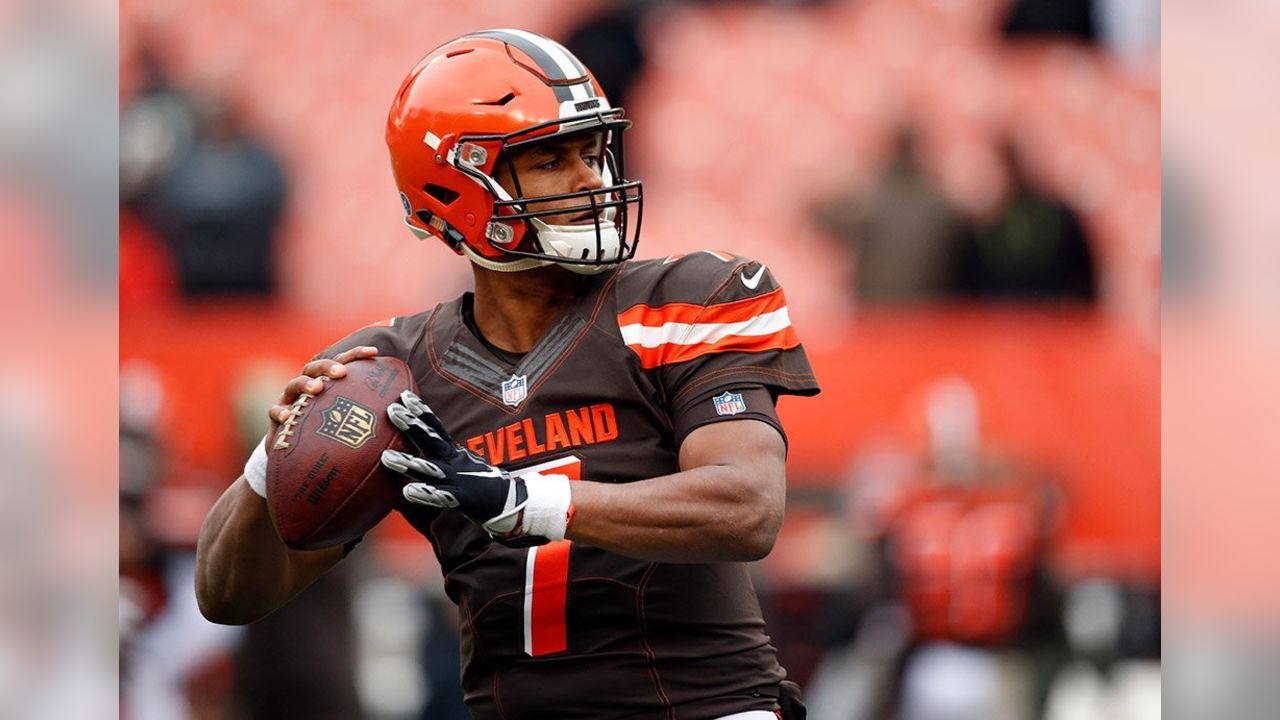 Former Cleveland Browns QB DeShone Kizer threw pick-six, lost fumble in  Green Bay Packers debut