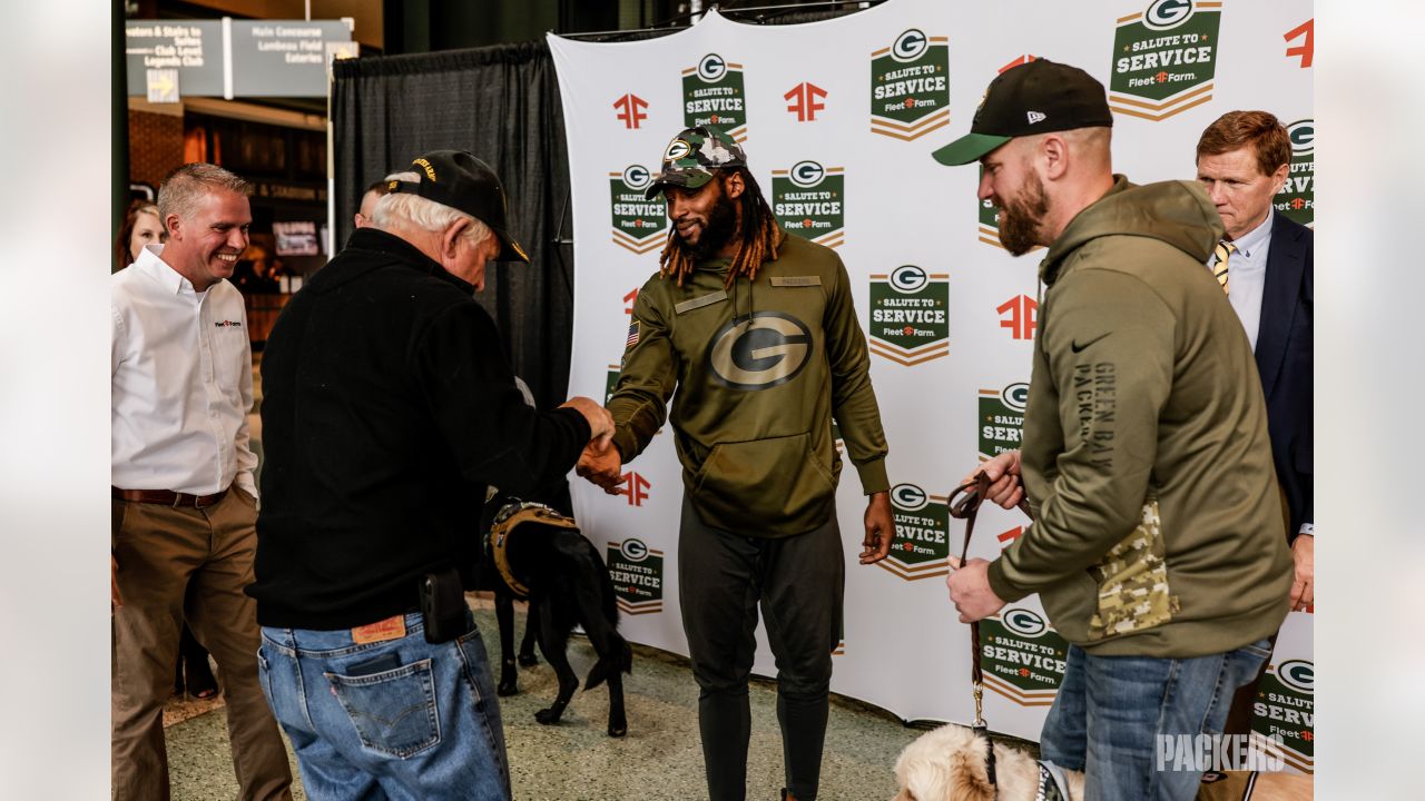 Packers selling Salute to Service bandannas to raise funds for veterans'  service dogs