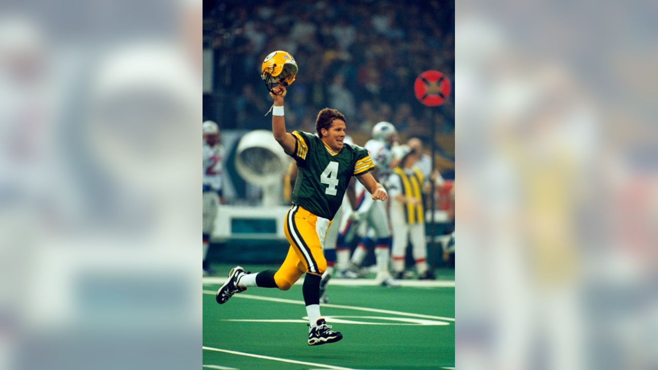 Brett Favre Signed Green Bay Packers Super Bowl XXXI Unframed 8×10 Photo –  The Kid – Radtke Sports