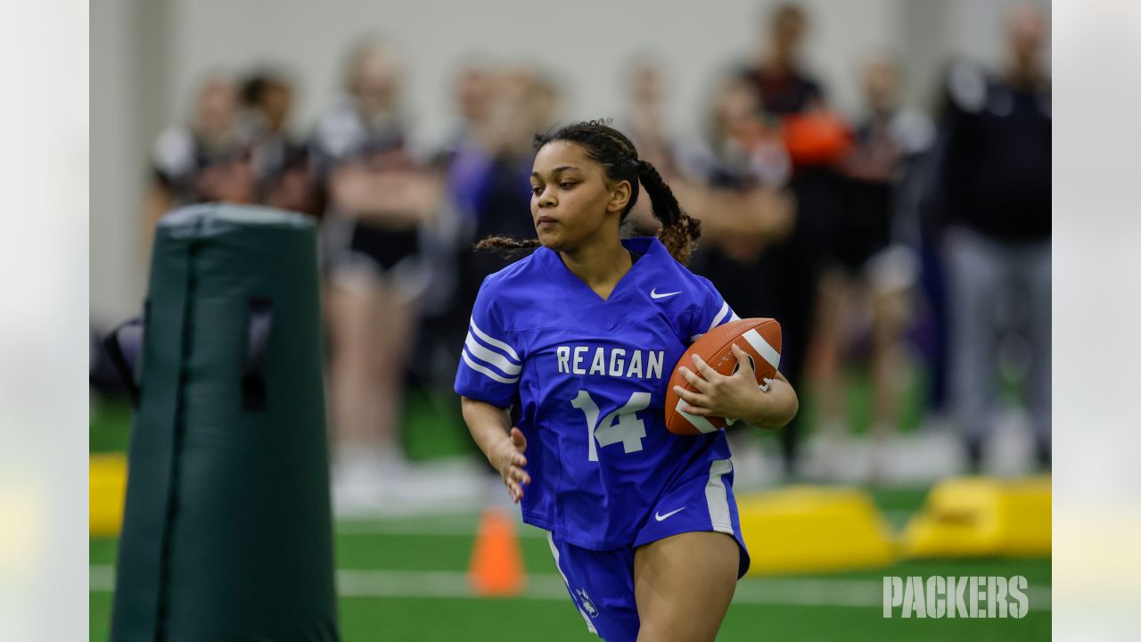 Reagan among schools in girls flag football event at Lambeau Field