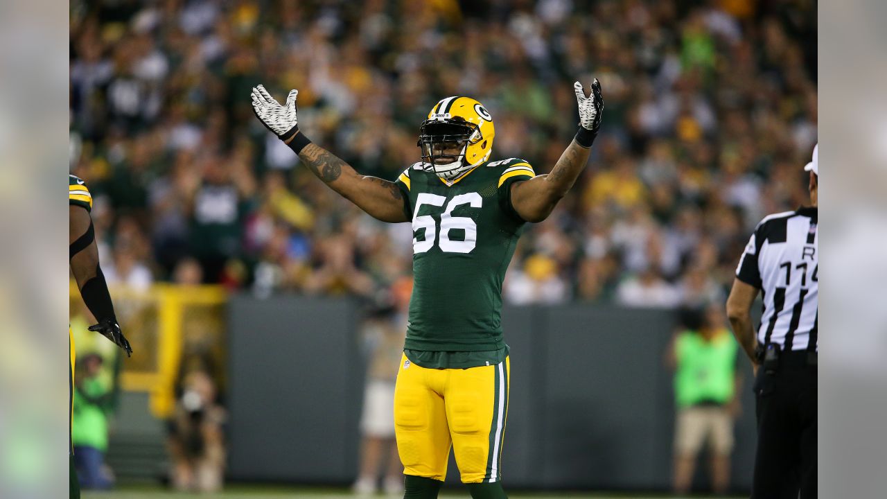 Green Bay 'felt like home' to Julius Peppers