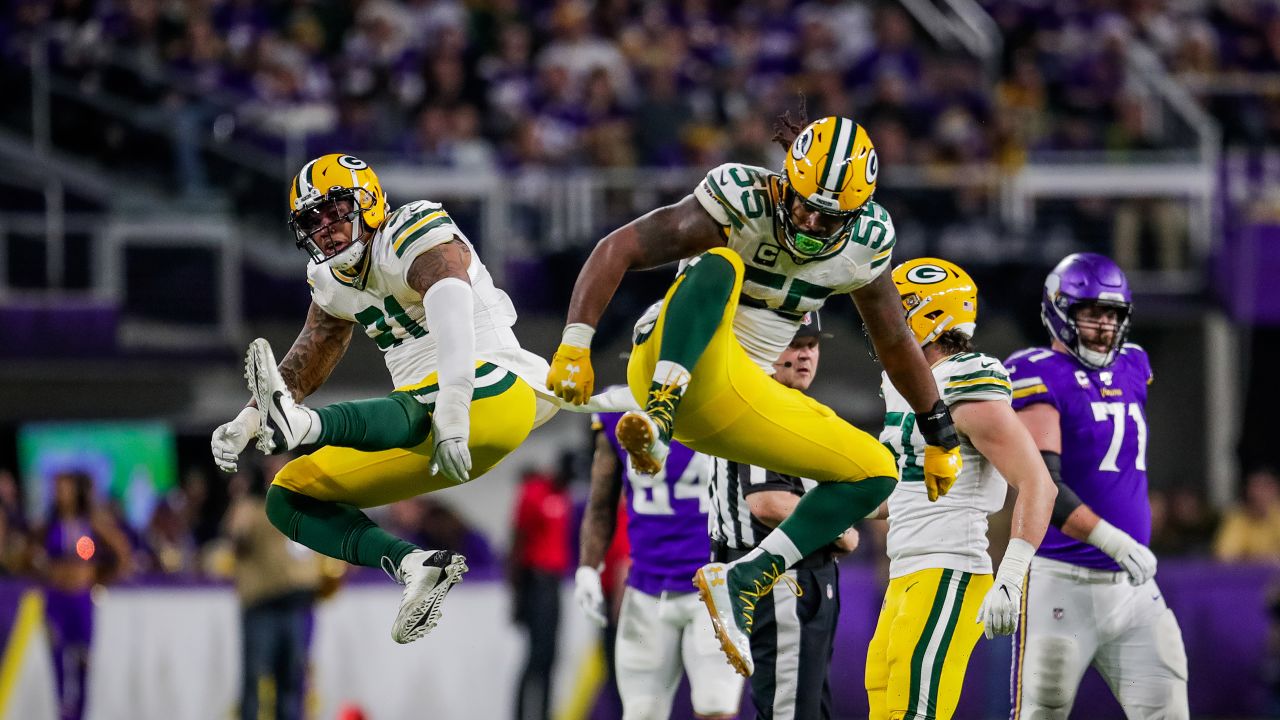 Photos: Perfection with Packers poses